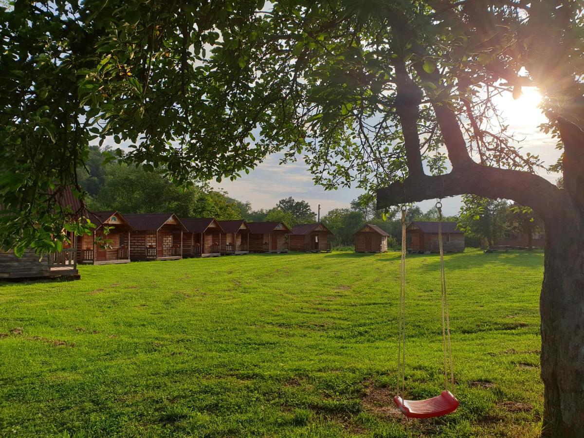 Casutele Din Grosi Hotel Grosi  Luaran gambar